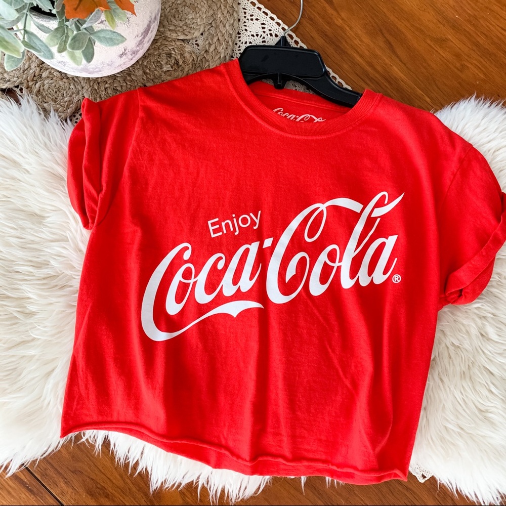 Forever 21 / Coca-Cola crop top tee